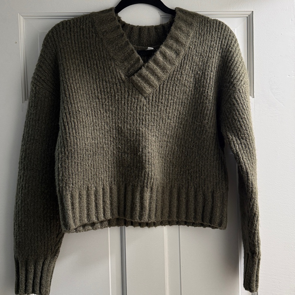 La Hearts Sage V-Neck Sweater - Picture 5 of 6